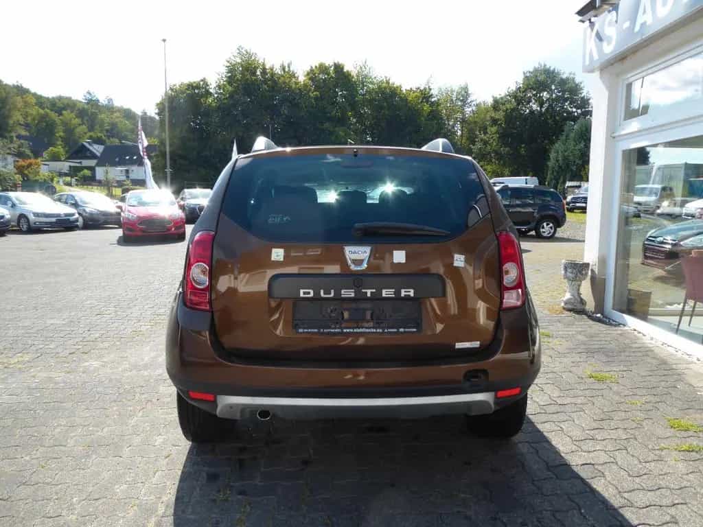 Dacia Duster 1.6 16V 105 4x2 Lauréate 09/2010-photo-5