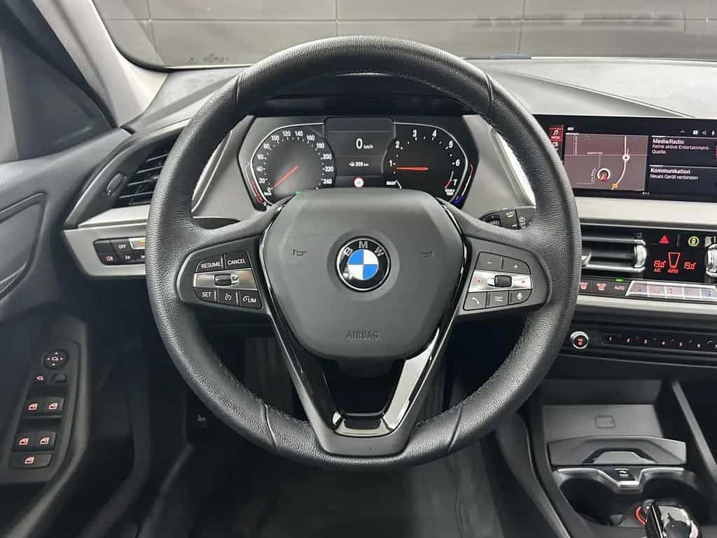 BMW 120 i Advantage+LED+KAM+Nav+Temp+Digitales Kombi 03/2021-photo-22