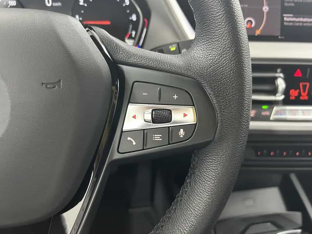 BMW 120 i Advantage+LED+KAM+Nav+Temp+Digitales Kombi 03/2021-photo-25