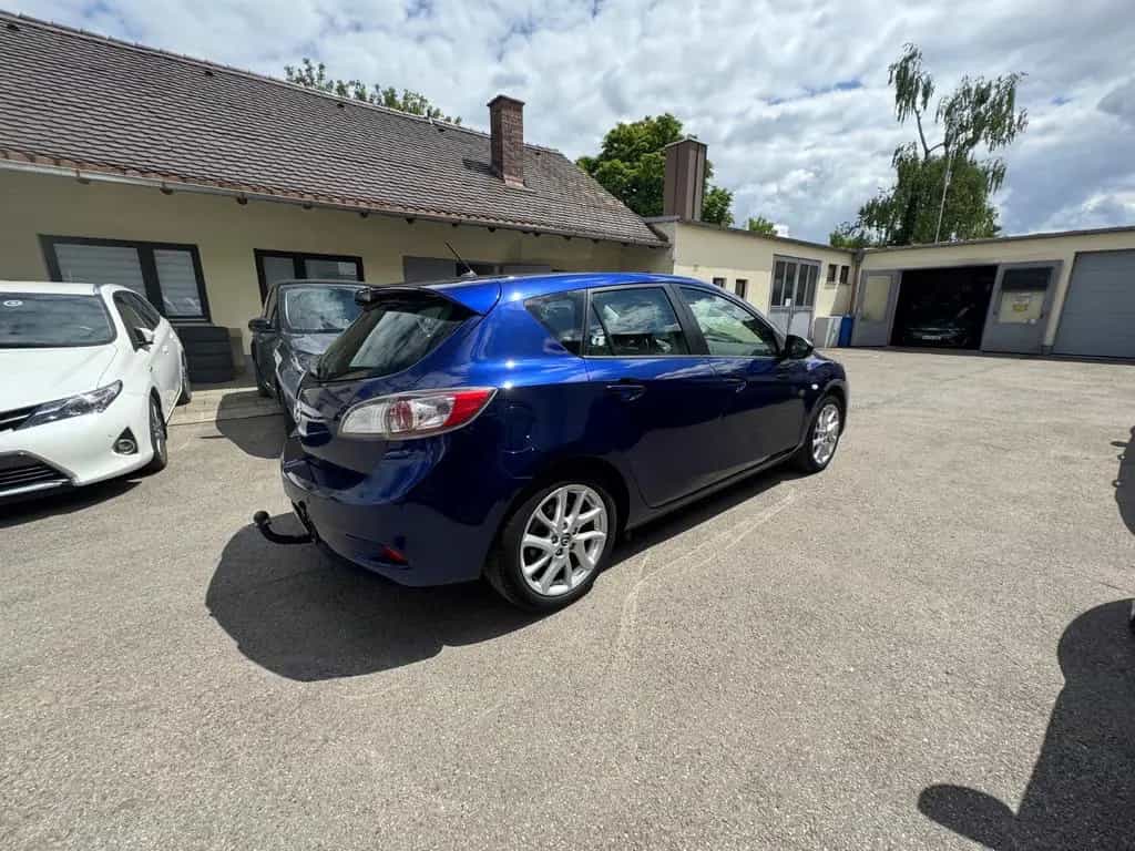 Mazda 3 Lim. Edition Automatik Klima PDC AHK68.000 km 07/2013-photo-4