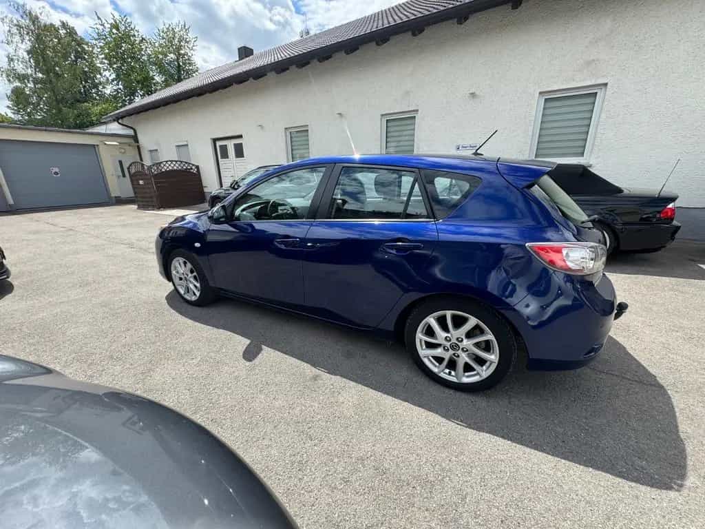 Mazda 3 Lim. Edition Automatik Klima PDC AHK68.000 km 07/2013-photo-8