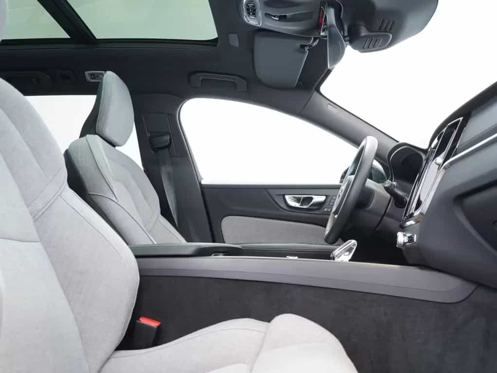 Volvo V60 Kombi B4 B Plus Bright LED/PANO/LM19"/360° 03/2022-photo-14