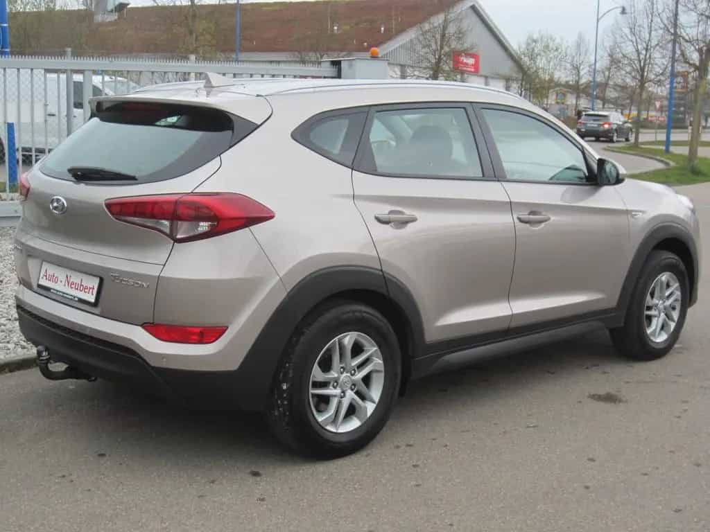 Hyundai TUCSON blue Classic 2WD 05/2018-photo-18