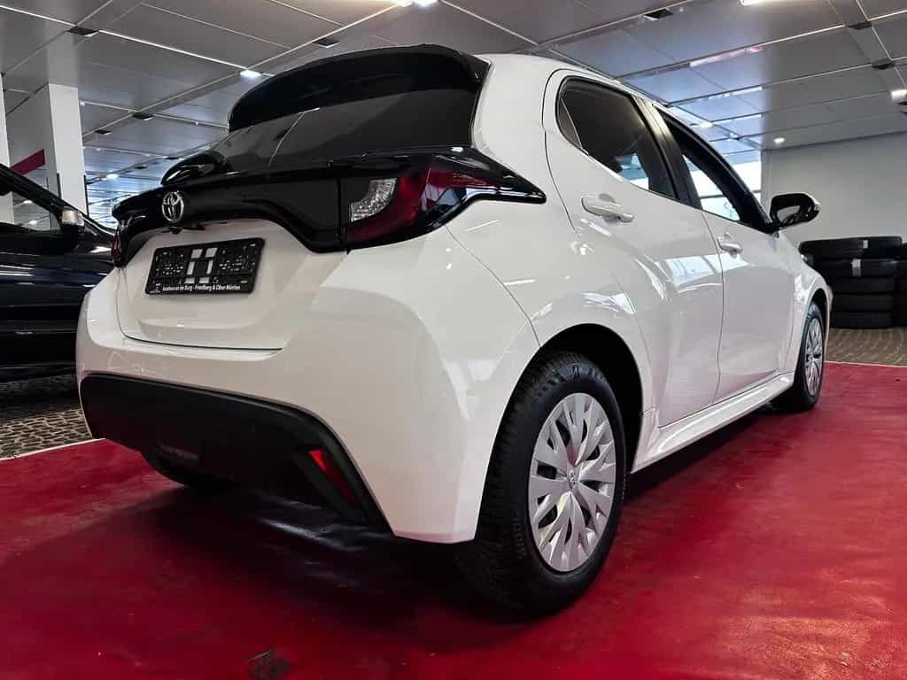 Toyota Yaris Comfort *Automatik + Kamera + Navigation 06/2021-photo-6