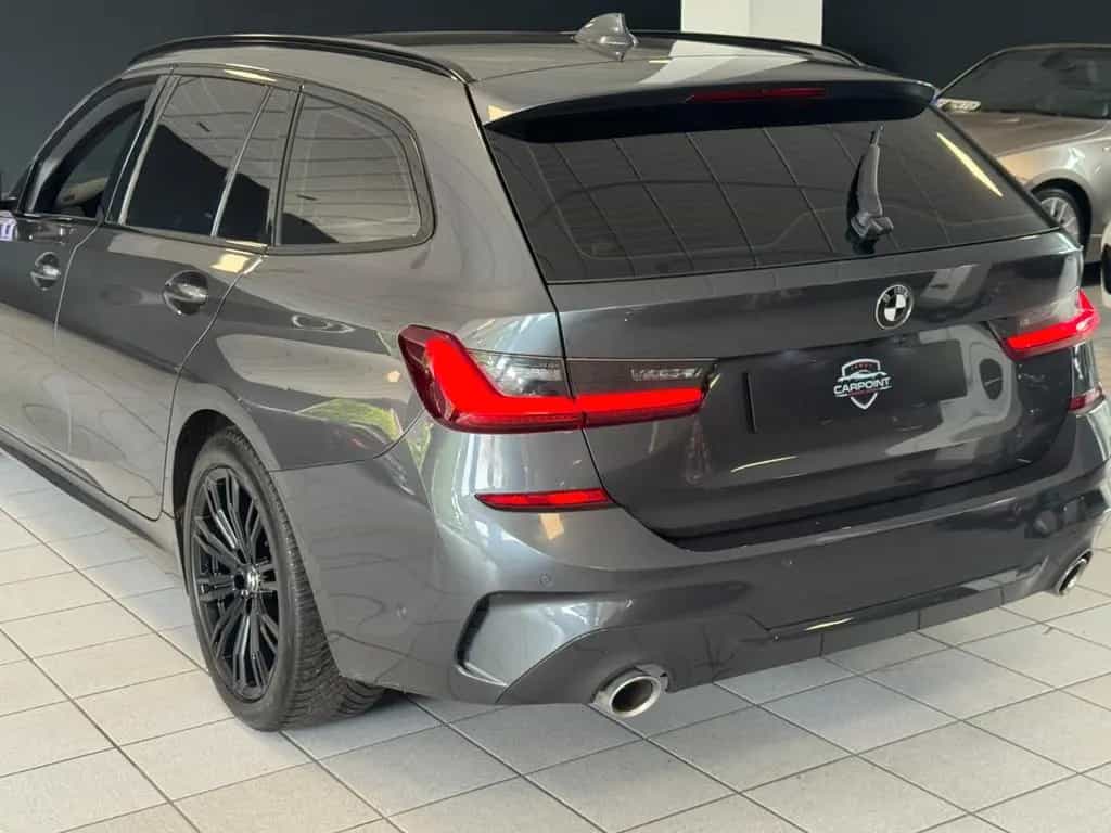 BMW 320 d xDrive Touring M Sport Auto 09/2021-photo-21
