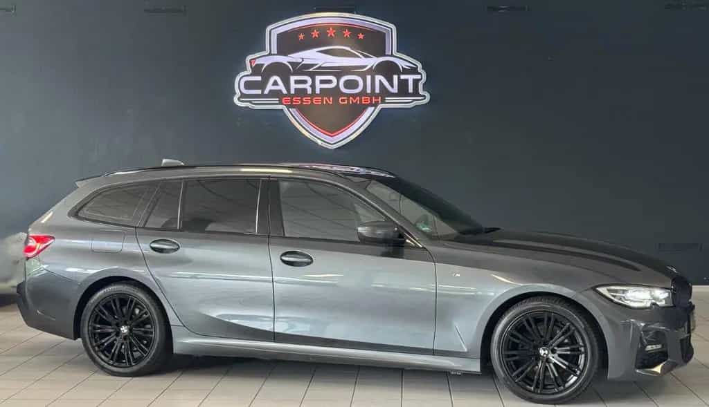 BMW 320 d xDrive Touring M Sport Auto 09/2021-photo-3
