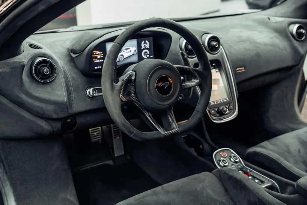 McLaren 600LT Coupé 3.8 V8 SSG 05/2020-photo-4