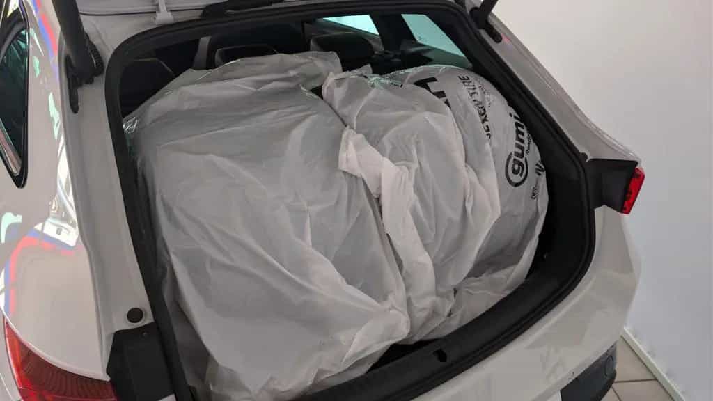 Cupra Leon Sportstourer 1.5 eTSI ACC*EL.HECK*LED* 12/2025-photo-48