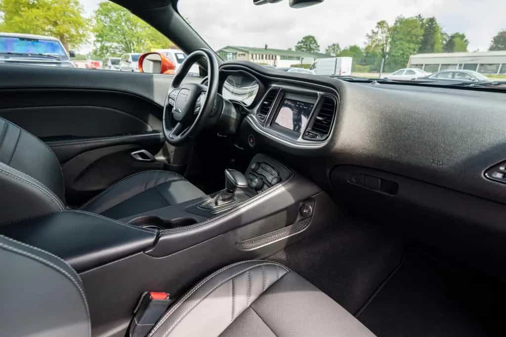 Dodge Challenger SXT 3.6-Aut/Leder/Navi/Cam/ 06/2021-photo-27