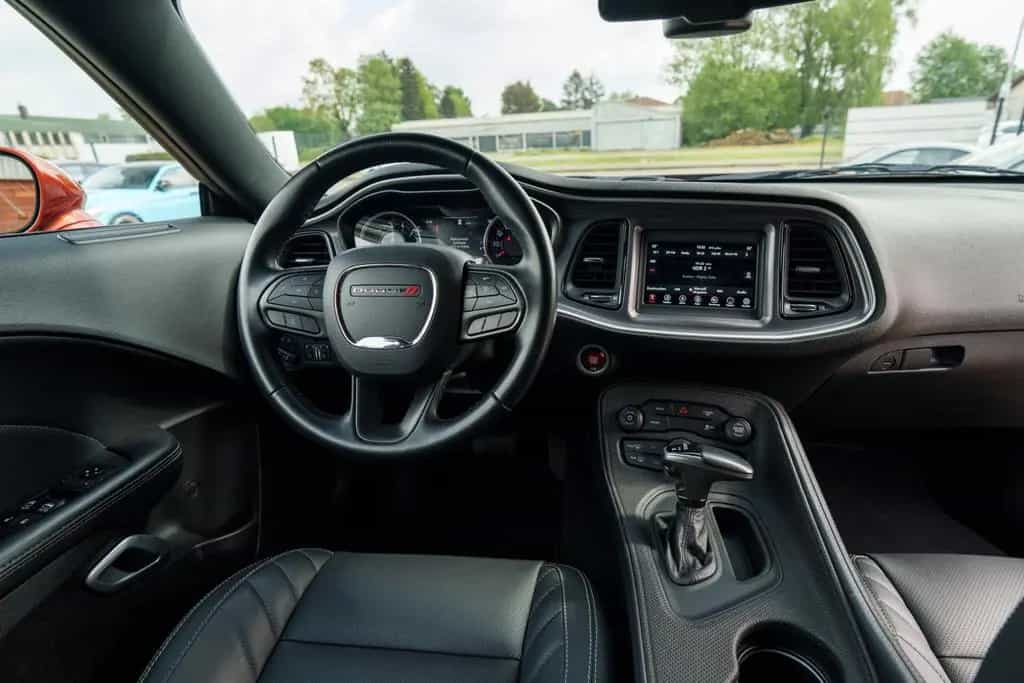 Dodge Challenger SXT 3.6-Aut/Leder/Navi/Cam/ 06/2021-photo-31