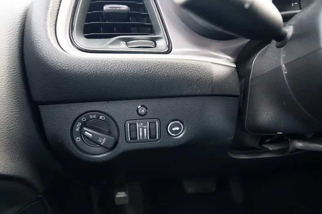 Dodge Challenger SXT 3.6-Aut/Leder/Navi/Cam/ 06/2021-photo-35