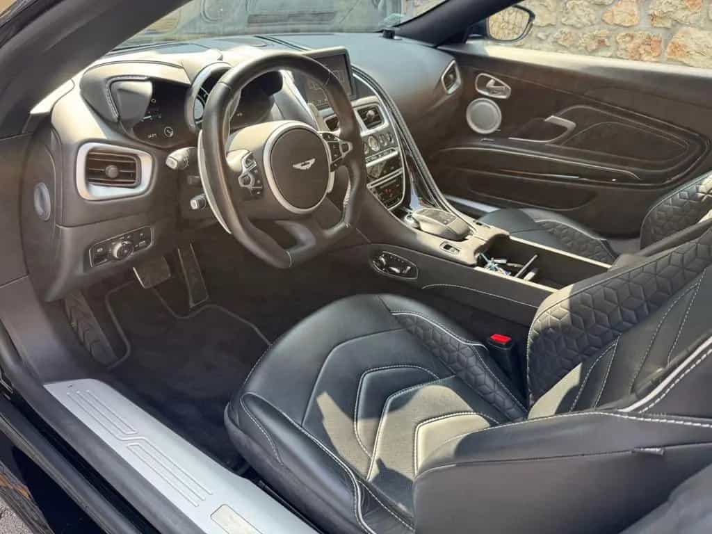 Aston Martin DBS 5.2 V12 Volante 02/2020-photo-15