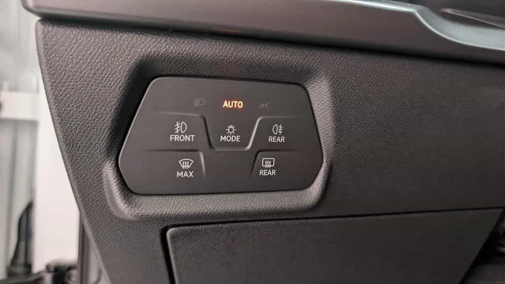 Cupra Leon Sportstourer 1.5 eTSI ACC*EL.HECK*LED* 12/2025-photo-27