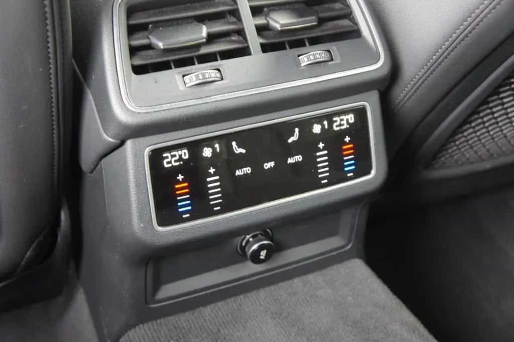 Audi A6 45 quattro sport S Line*ACC*AHK*MATRIX*STDHZG 12/2020-photo-18