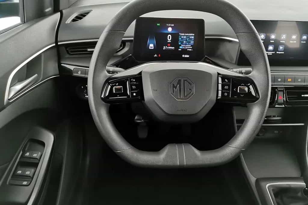 MG MG3 1.5 T Comfort|NAV|LED|PDC+Kamera|Metallic 04/2025-photo-9