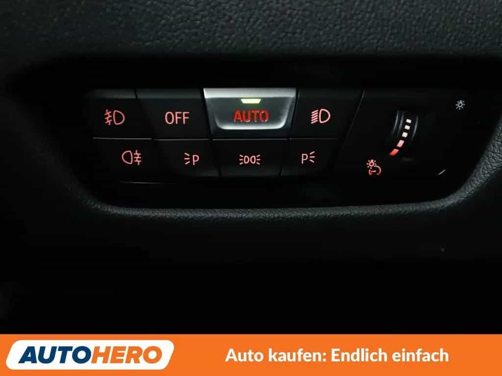 BMW 318 3er 318d Aut.*NAVI*ACC*PDC*SHZ*LIM*KLIMA* 10/2021-photo-26