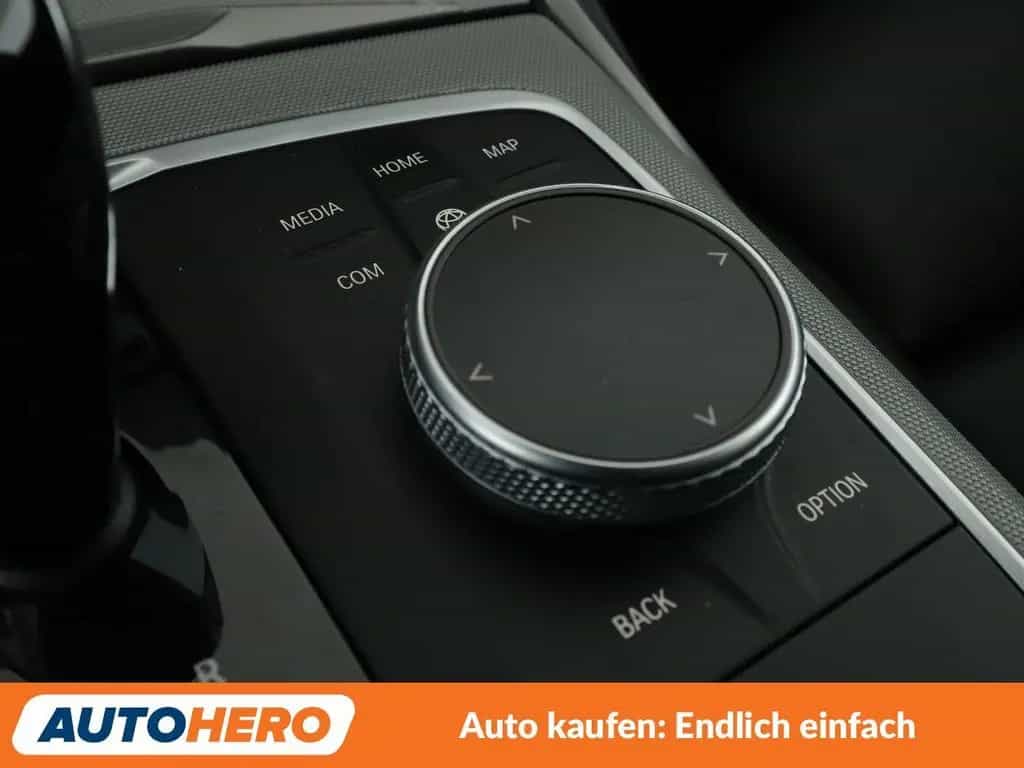 BMW 318 3er 318d Aut.*NAVI*ACC*PDC*SHZ*LIM*KLIMA* 10/2021-photo-29