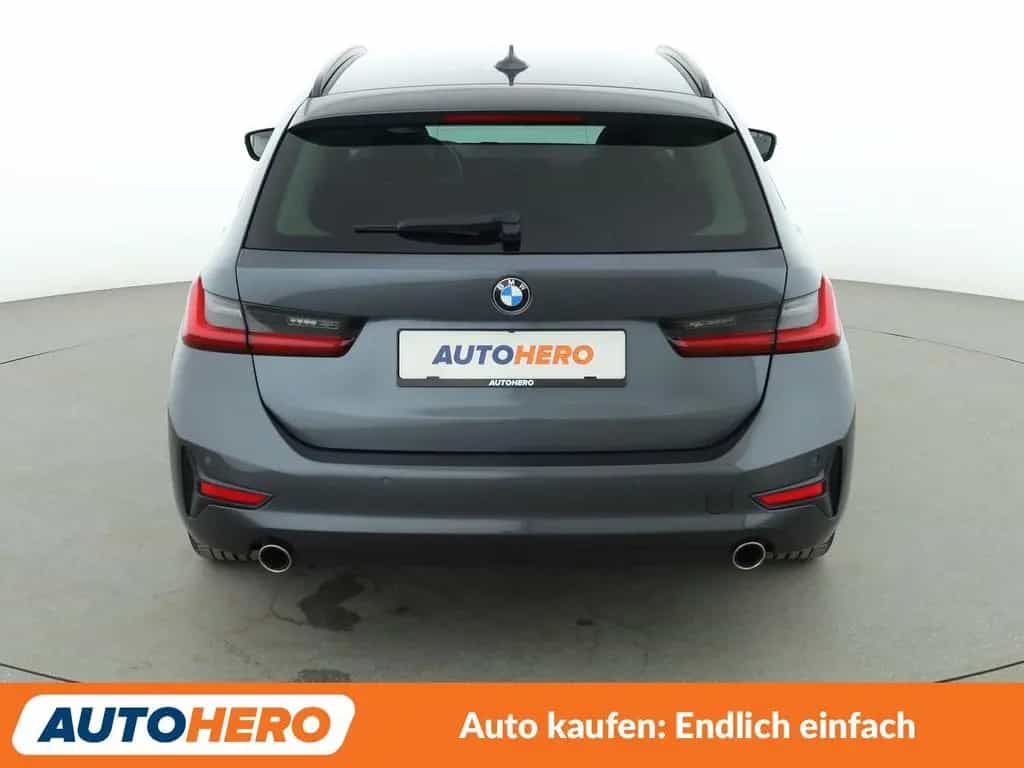 BMW 318 3er 318d Aut.*NAVI*ACC*PDC*SHZ*LIM*KLIMA* 10/2021-photo-4