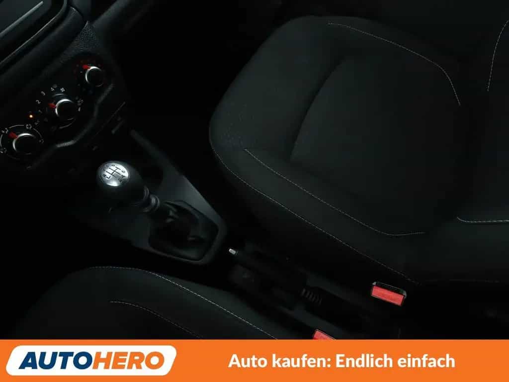 Dacia Lodgy 1.3 TCe Comfort *TEMPO*SHZ*AHK*KLIMA* 08/2021-photo-22