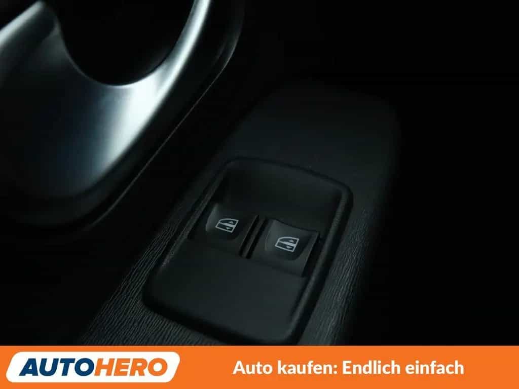 Dacia Lodgy 1.3 TCe Comfort *TEMPO*SHZ*AHK*KLIMA* 08/2021-photo-23