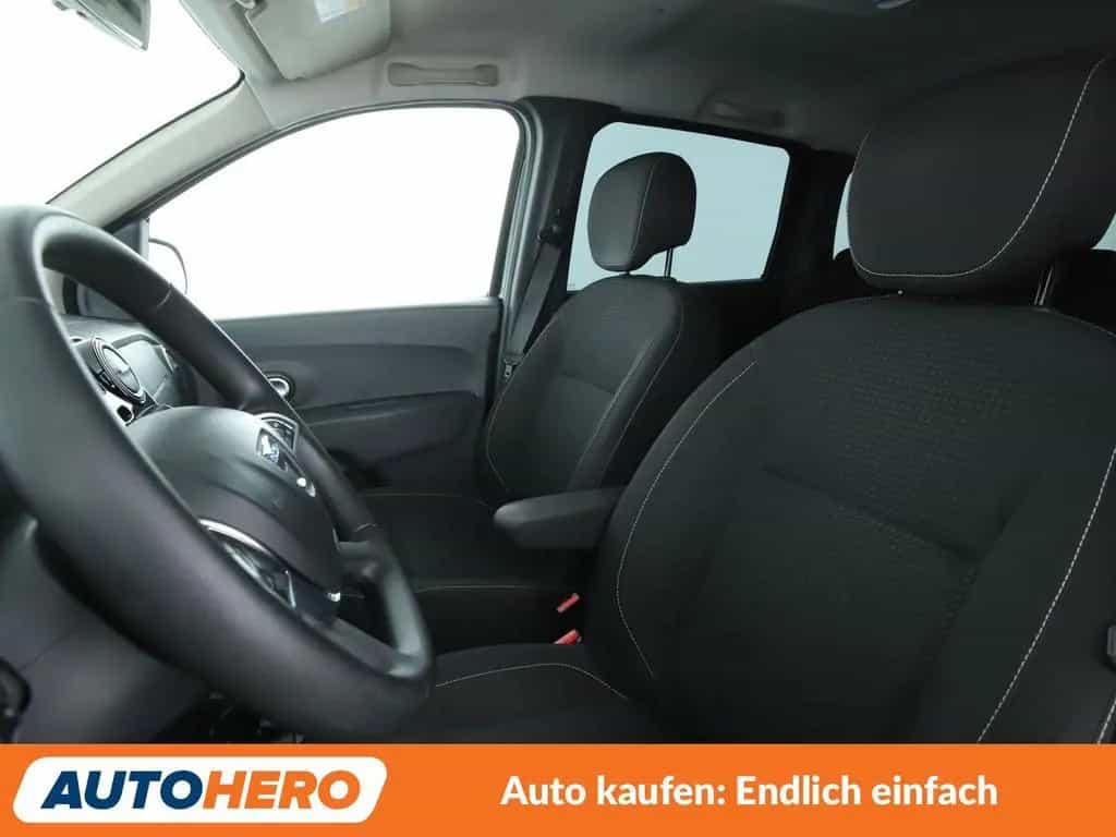 Dacia Lodgy 1.3 TCe Comfort *TEMPO*SHZ*AHK*KLIMA* 08/2021-photo-9