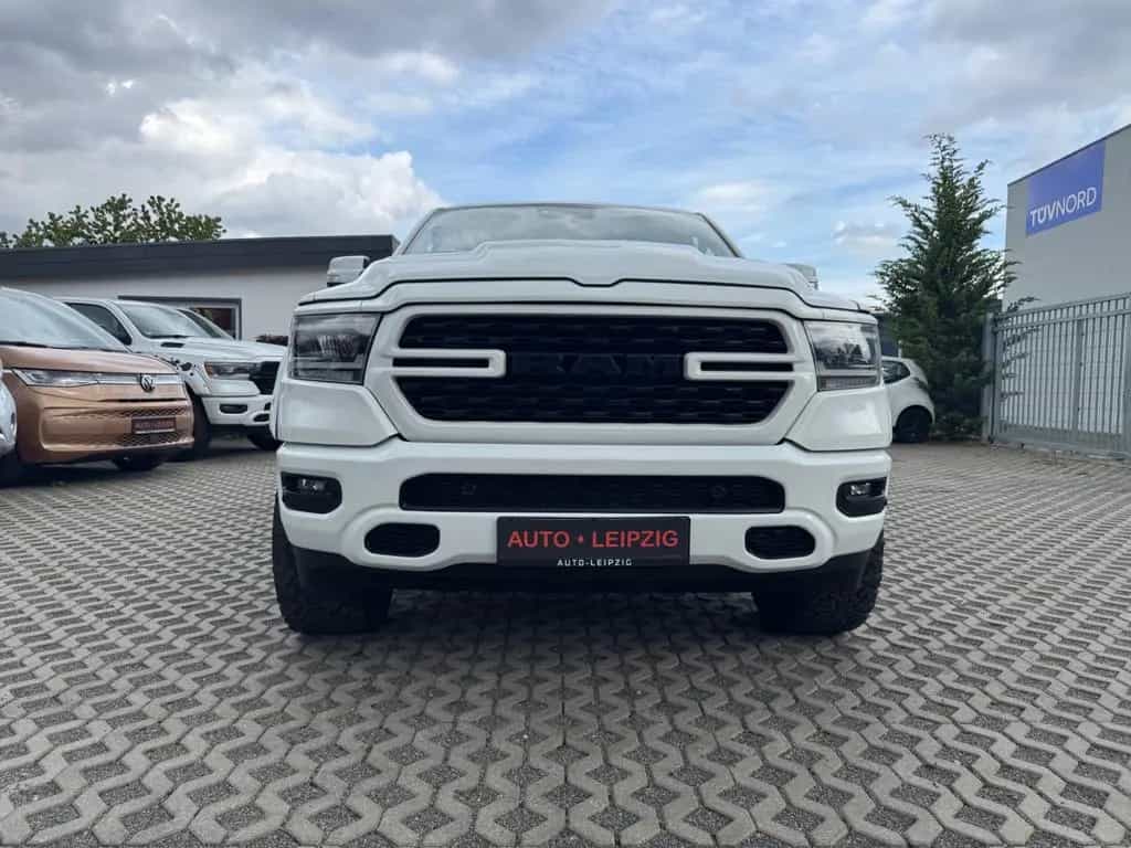 Dodge RAM 1500/5.7/4x4/Sport/Offroad,LED,Navi,RCam.... 08/2022-photo-1