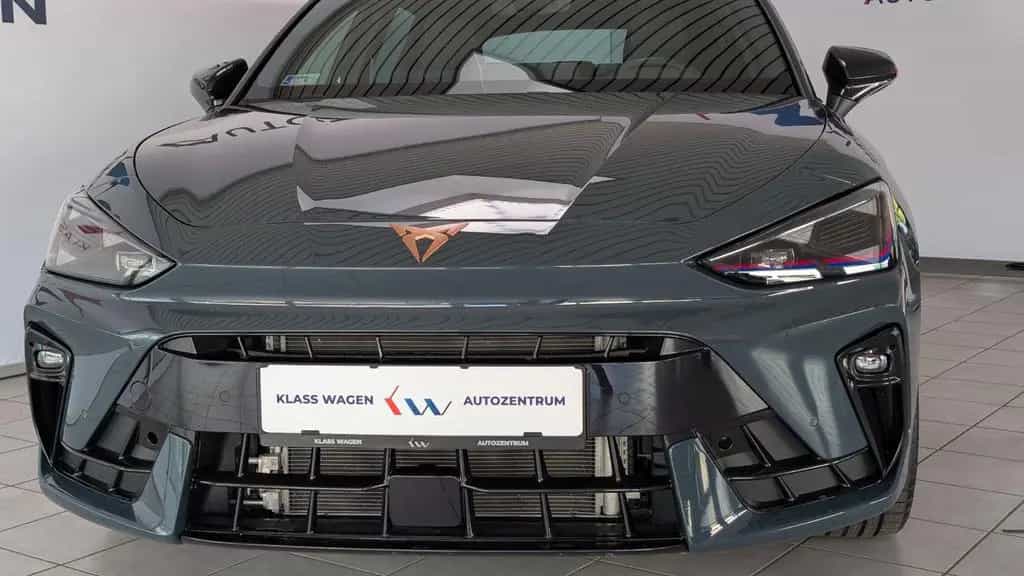 Cupra Leon Sportstourer 1.5 eTSI ACC*EL.HECK*LED* 12/2025-photo-8