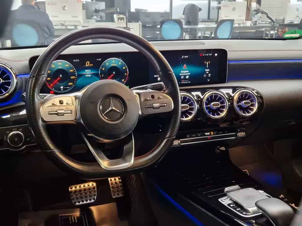 Mercedes-Benz CLA 220 AMG-Line*Matt Grau*Panorama*18"AMG* 07/2019-photo-11