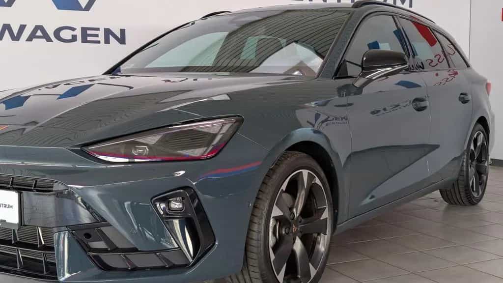 Cupra Leon Sportstourer 1.5 eTSI ACC*EL.HECK*LED* 12/2025-photo-9