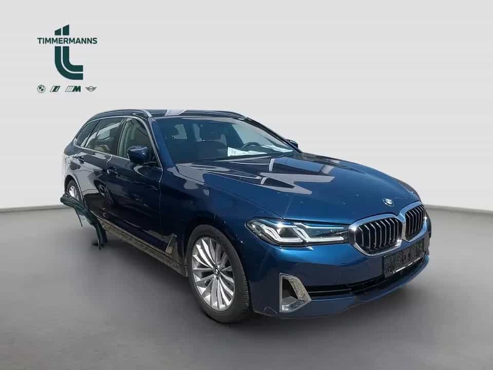 BMW 520 d xDrive Touring Navi Leder Tempom.aktiv 03/2022-photo-2