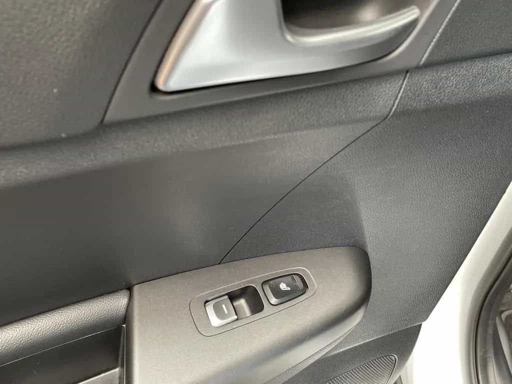 Kia Sportage 1.6 T-GDI Vision 2WD KOM ASS 03/2021-photo-32