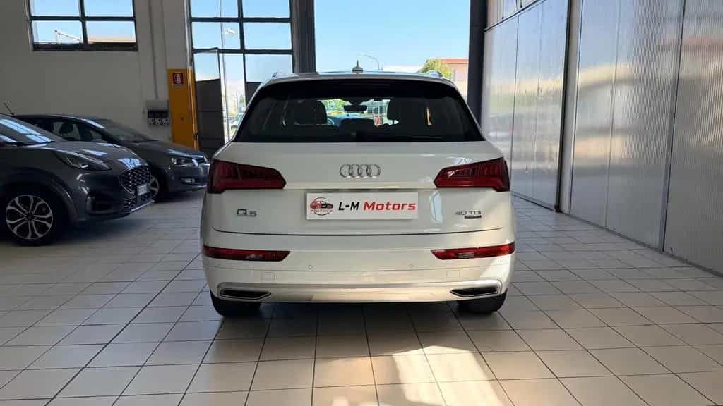 Audi Q5 2.0 TDI quattro S tronic Sport 03/2019-photo-5