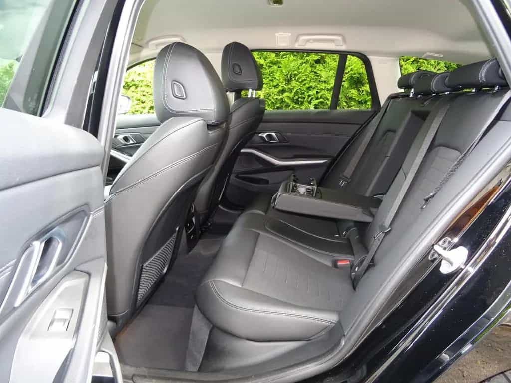 BMW 318 d Touring Aut Advantage Navi LC Pro Leder LED 03/2022-photo-10