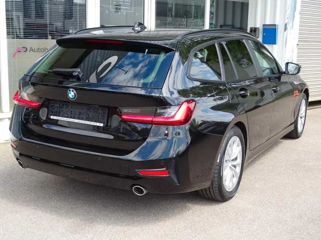 BMW 318 d Touring Aut Advantage Navi LC Pro Leder LED 03/2022-photo-5