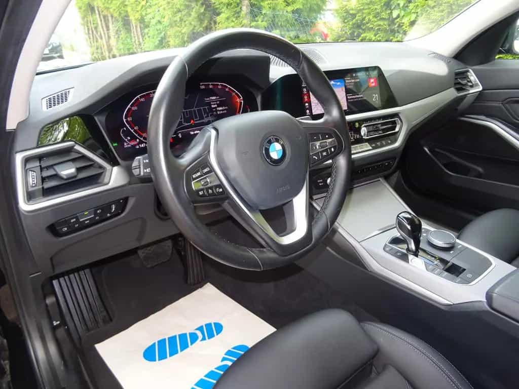BMW 318 d Touring Aut Advantage Navi LC Pro Leder LED 03/2022-photo-7