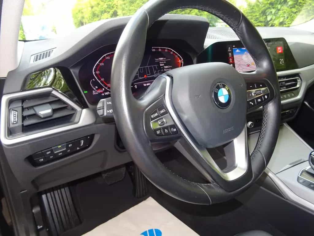 BMW 318 d Touring Aut Advantage Navi LC Pro Leder LED 03/2022-photo-8