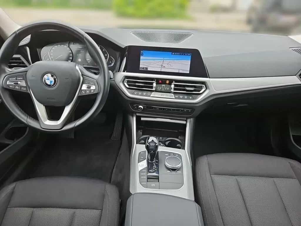BMW 318 i Touring Advantage Autom./NAVI/DAB/LED/eGSD/ 08/2020-photo-10