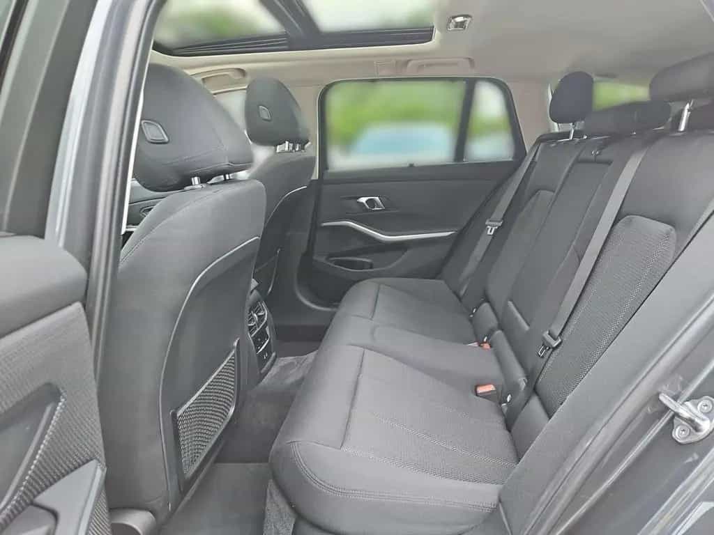 BMW 318 i Touring Advantage Autom./NAVI/DAB/LED/eGSD/ 08/2020-photo-11