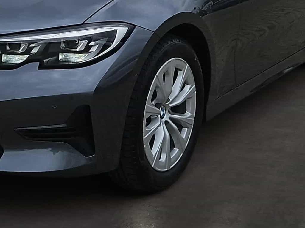 BMW 318 i Touring Advantage Autom./NAVI/DAB/LED/eGSD/ 08/2020-photo-6