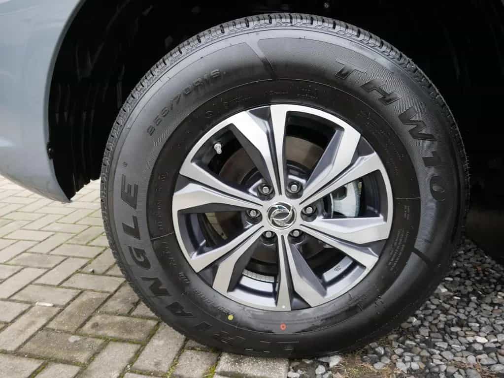 DFSK Rich 6 Facelift 4 x4 Autom. DOKA Klima Leder null-photo-27