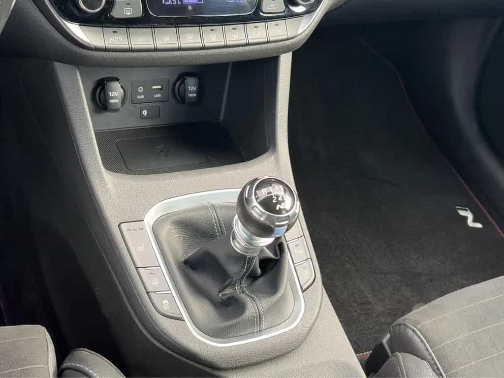 Hyundai i30 N Performance *PANO*LED*CAM*CARPLAY*ALCANTAR 04/2020-photo-17