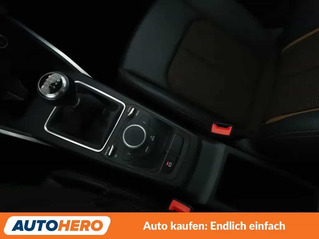 Audi Q2 1.4 TFSI ACT Design*NAVI*CAM*LIM* 06/2017-photo-6