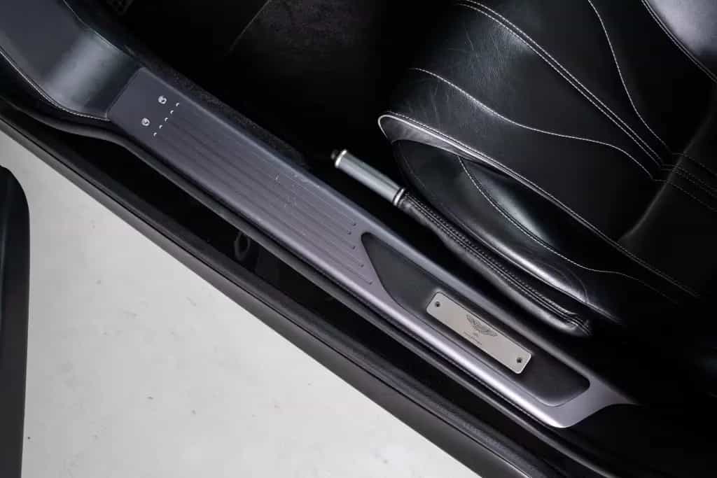 Aston Martin DB9 Volante V12 Top Zustand 07/2014-photo-15