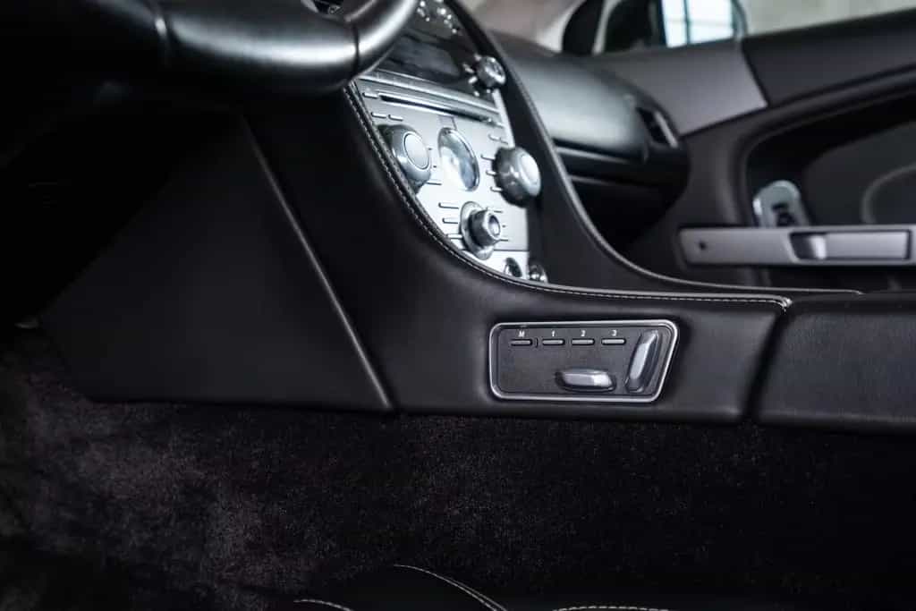 Aston Martin DB9 Volante V12 Top Zustand 07/2014-photo-16