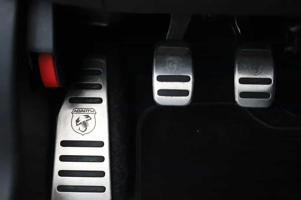 Abarth 500 595 Kit ESTETICO ,Navi, MirrorLink, LM19"+WR 11/2020-photo-21