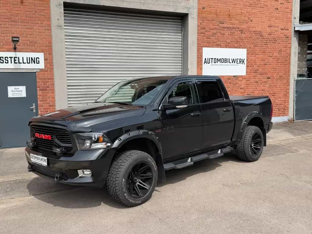 Dodge RAM 1500 4x4 Hemi 5.7 V8*LED*Navi*TOP-Zustand !* 06/2009-photo-0