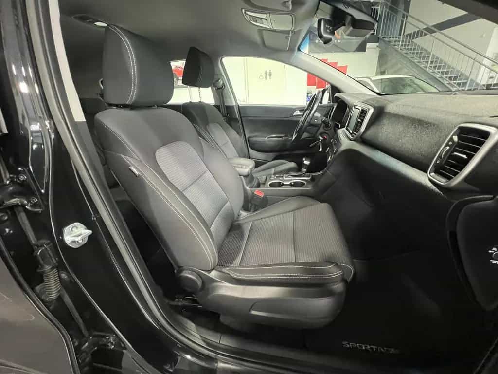Kia Sportage 1.6 TGDI Automatik **Navi*Kamera*AHK** 04/2021-photo-12