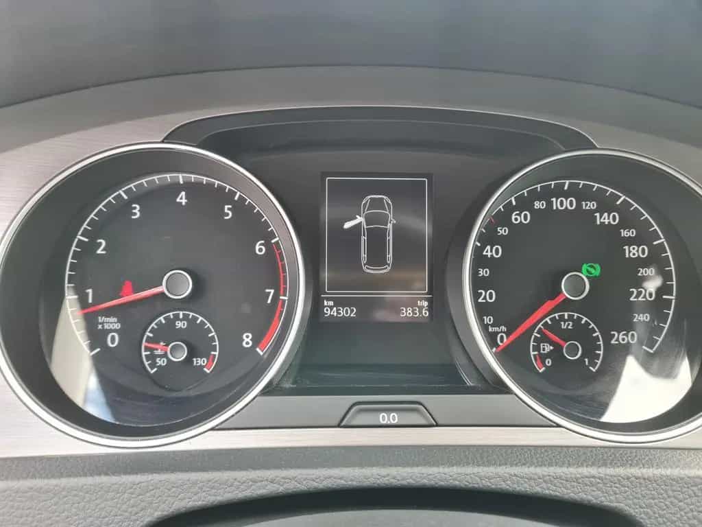 Volkswagen Golf VII Variant Comfortline BMT 10/2014-photo-12