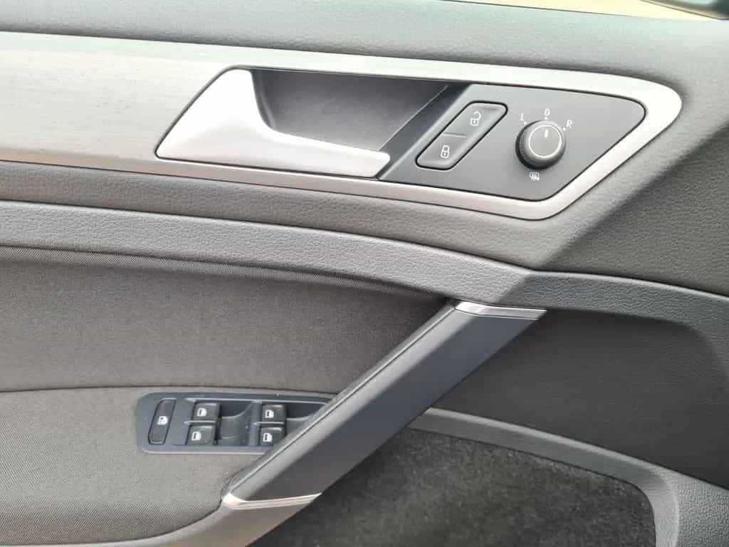 Volkswagen Golf VII Variant Comfortline BMT 10/2014-photo-20
