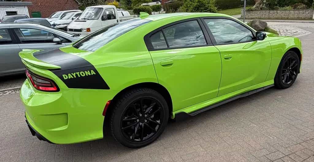 Dodge Charger GT AWD Daytona Line Voll Ausstat WIE NEU 05/2024-photo-17